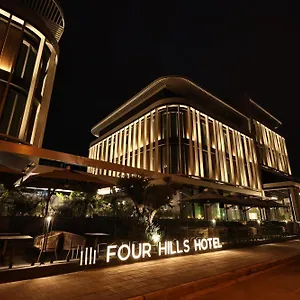 Four Hills Otel