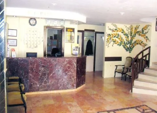 Isinda Hotel Анталья